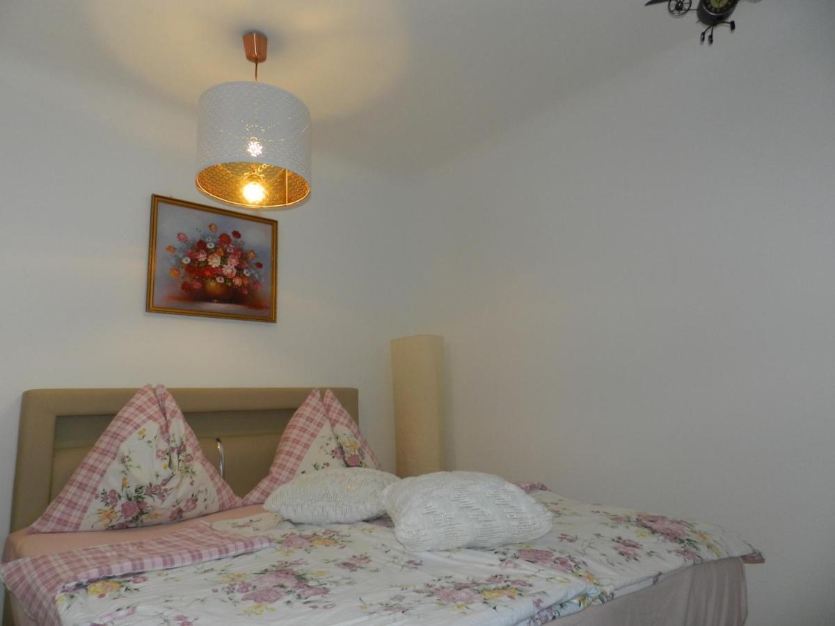 Klassik And Sunny Apartment! Вена Экстерьер фото